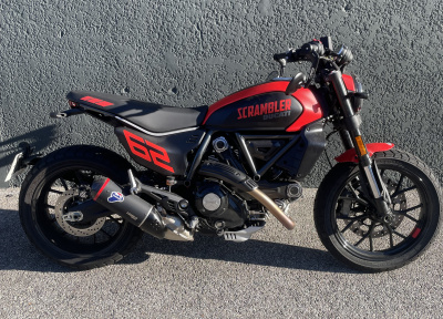 DUCATI SCRAMBLER FULL THROTTLE