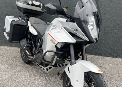 KTM 1290 SUPER ADVENTURE T