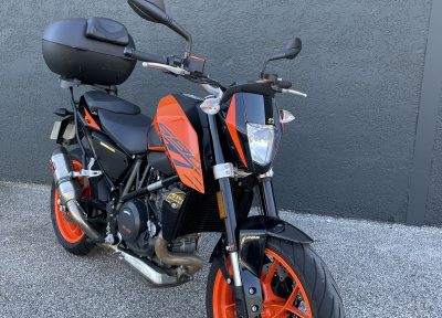 KTM 690 DUKE