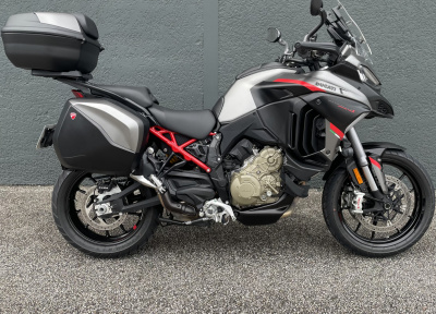 DUCATI MULTISTRADA V4 S GRAND TOUR