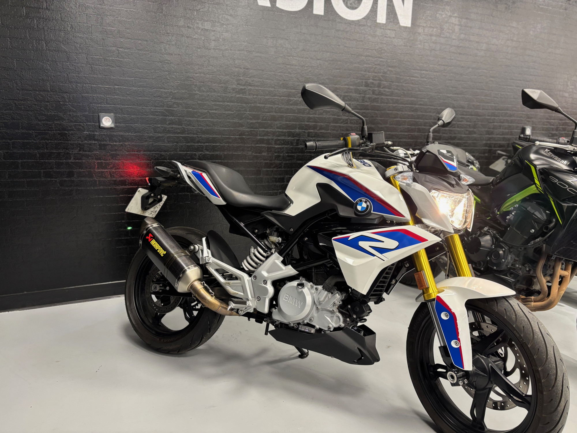 BMW G 310 R