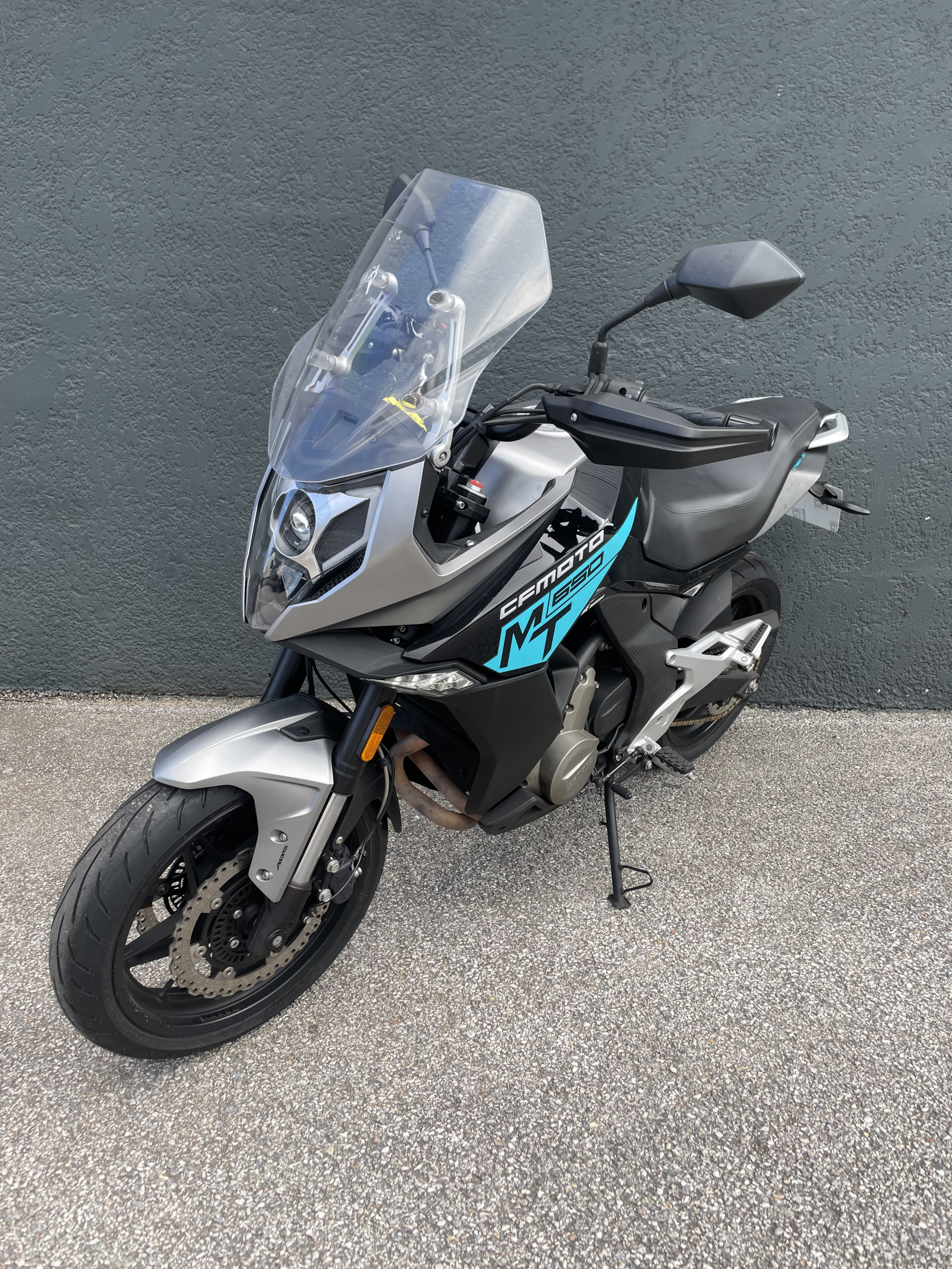 CF MOTO 650 MT