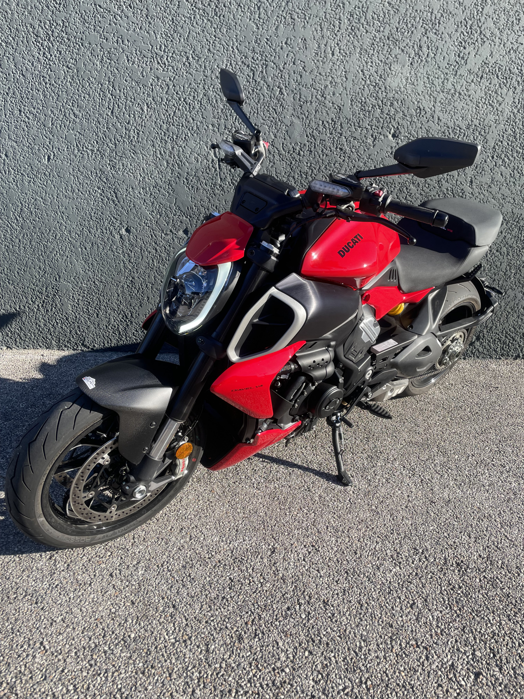 DUCATI DIAVEL V4