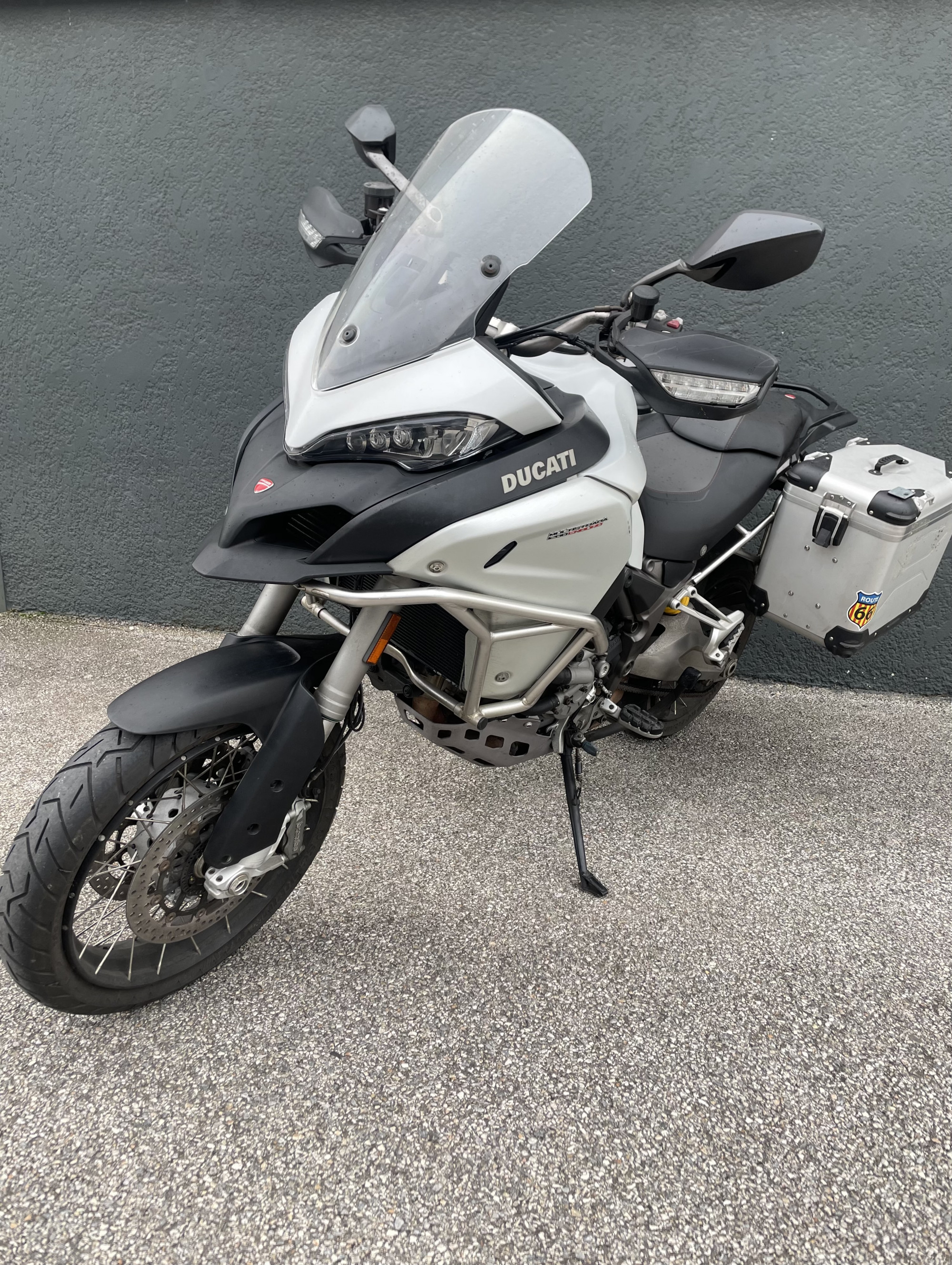 DUCATI MULTISTRADA 1200 ENDURO