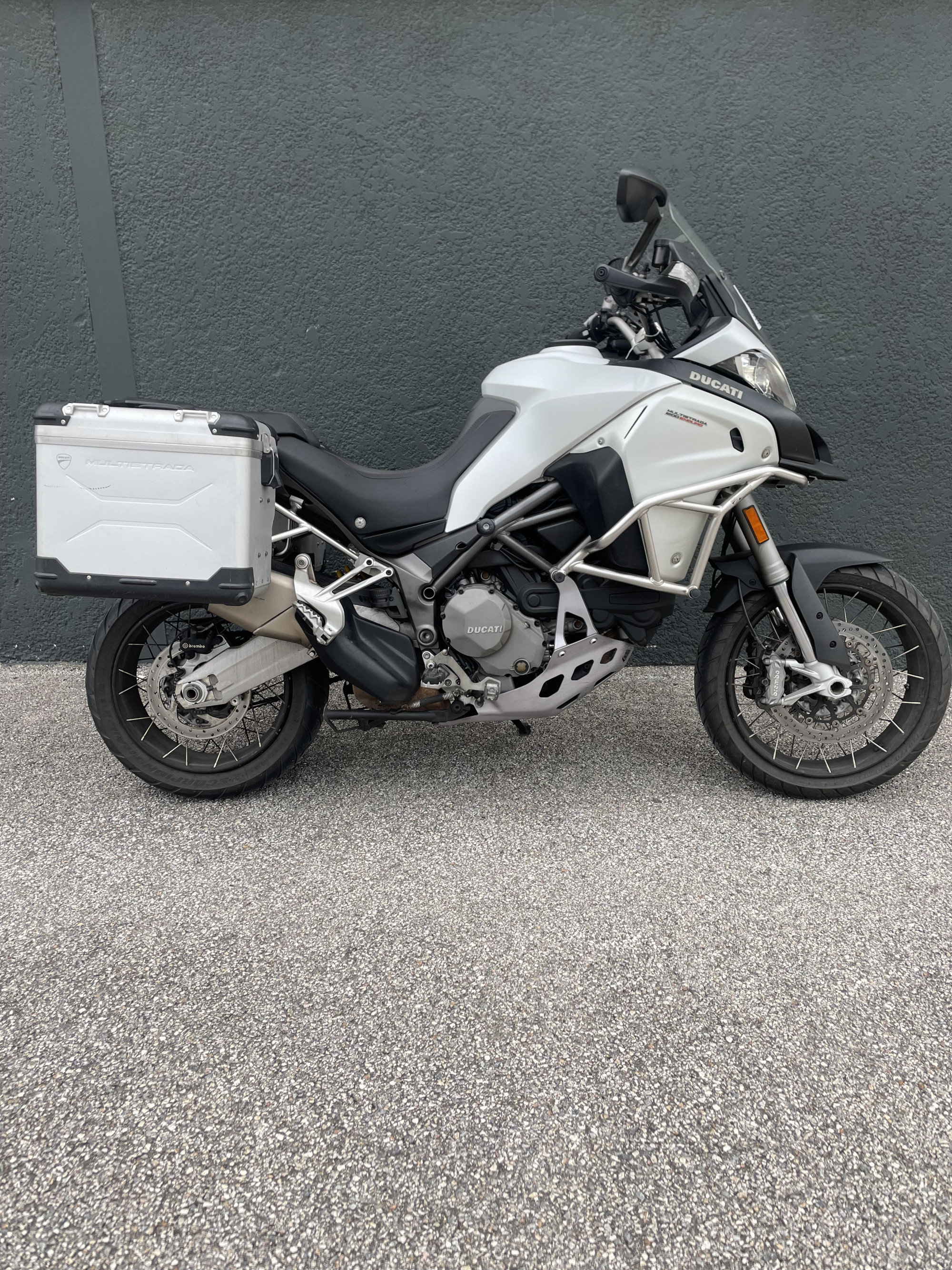 DUCATI MULTISTRADA 1200 ENDURO