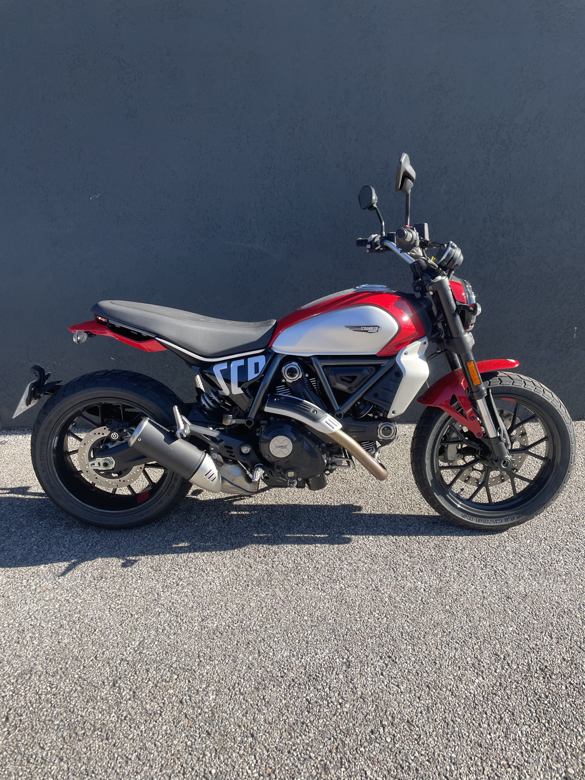 DUCATI SCRAMBLER ICON