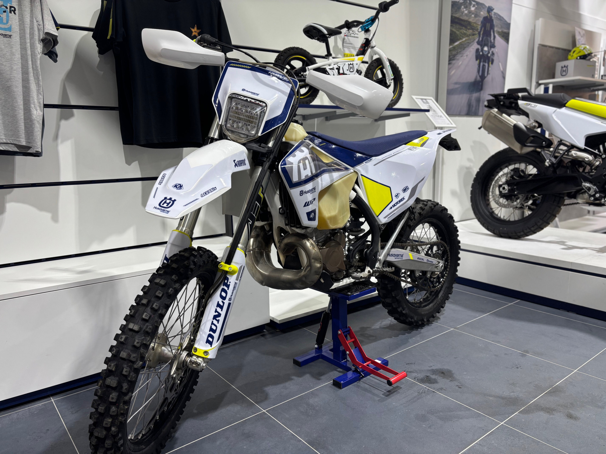 HUSQVARNA TE 300 I