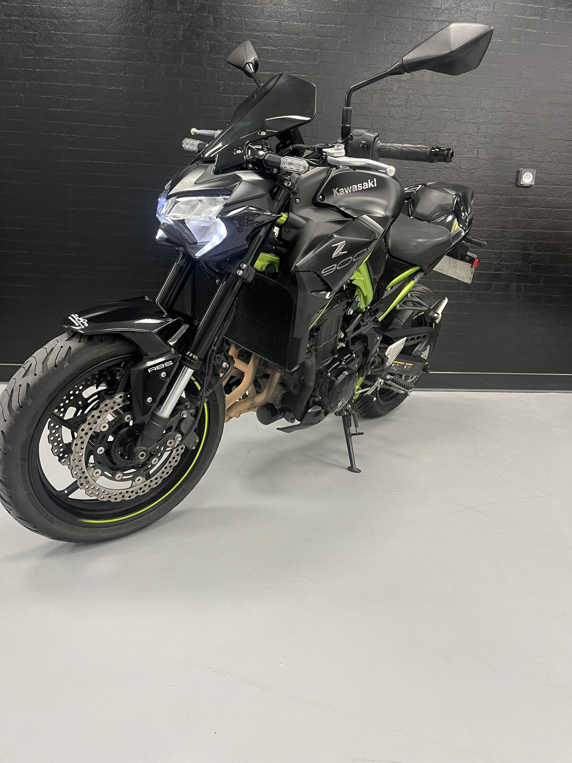 KAWASAKI Z 900