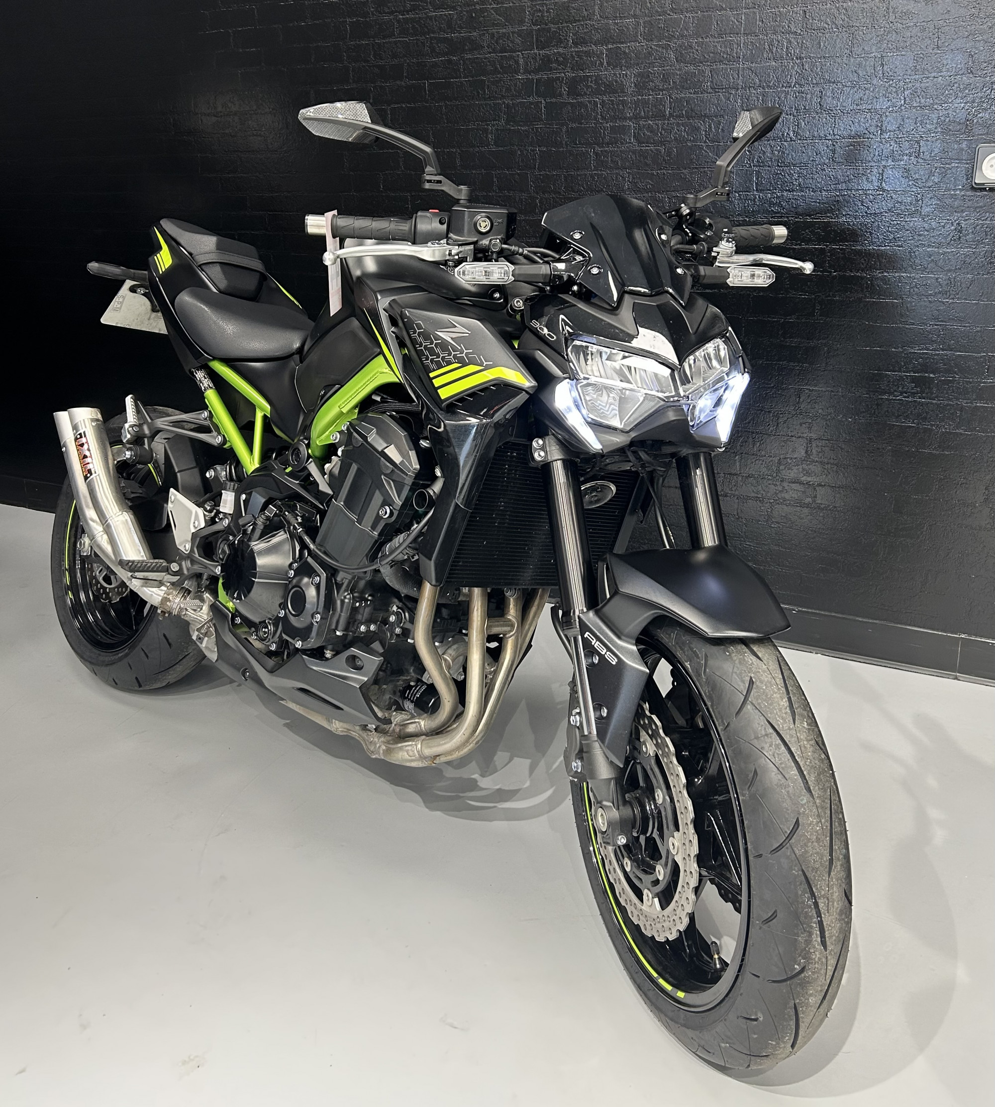 KAWASAKI Z 900