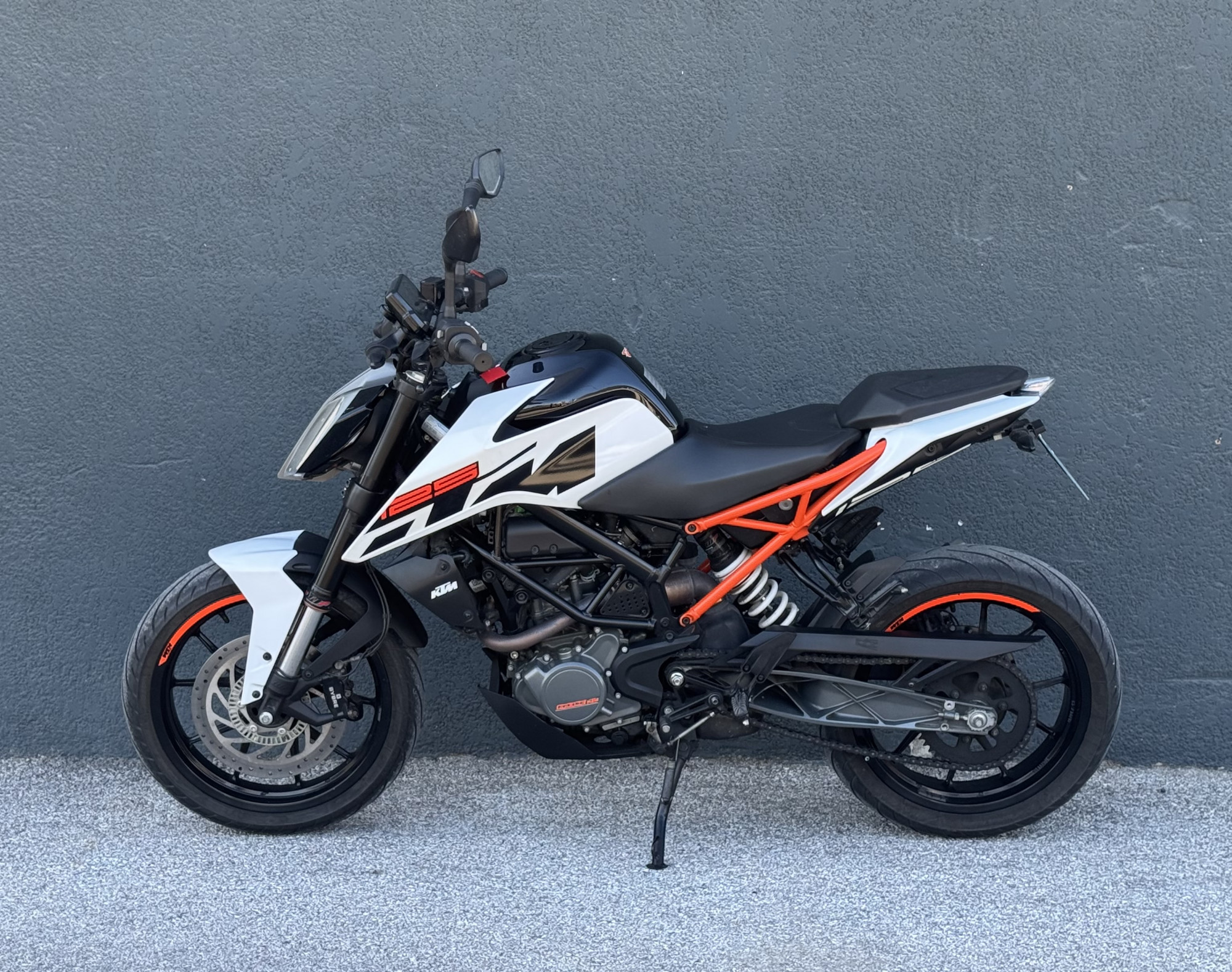 KTM 125 DUKE ABS