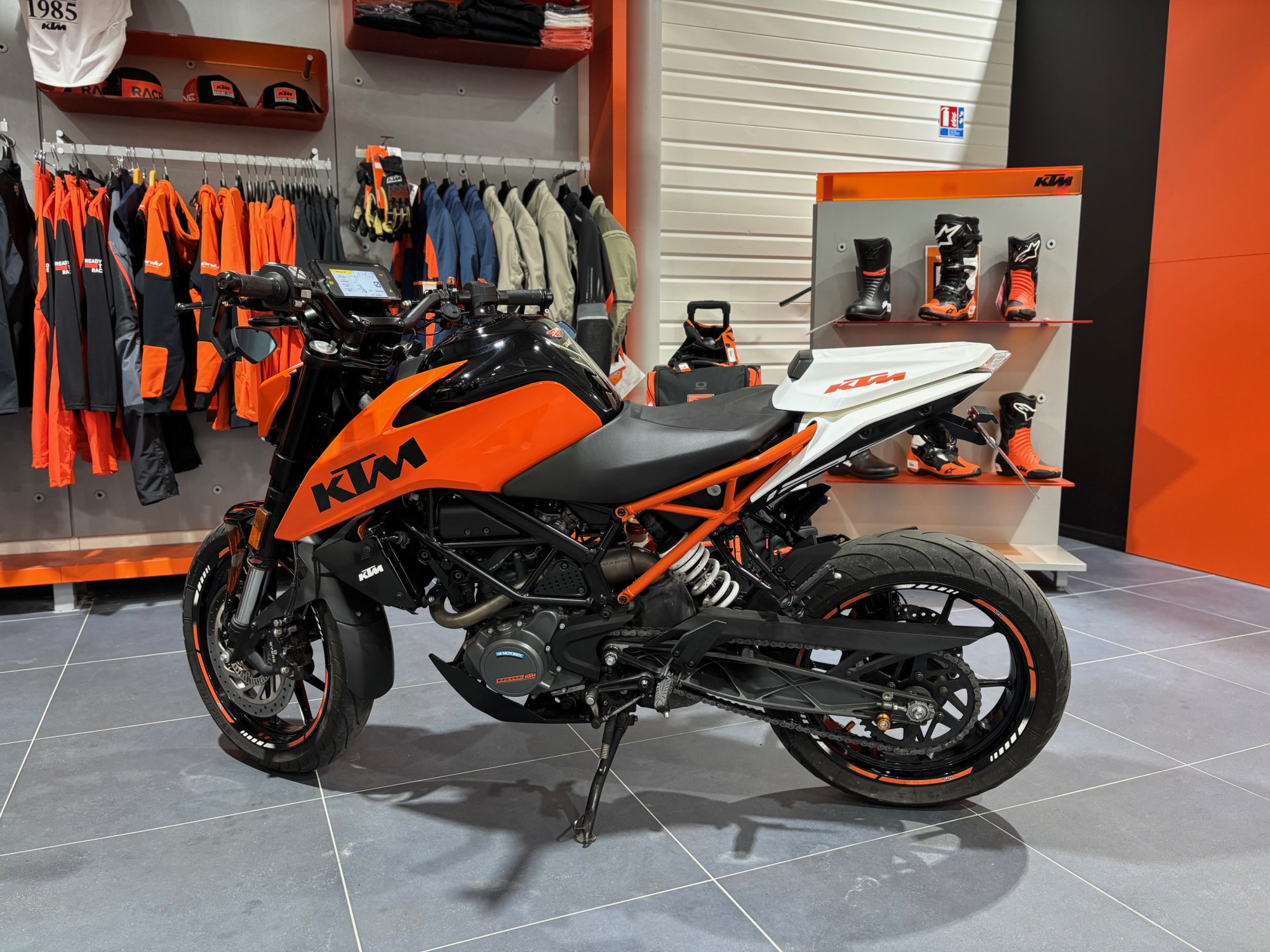 KTM 125 DUKE ABS