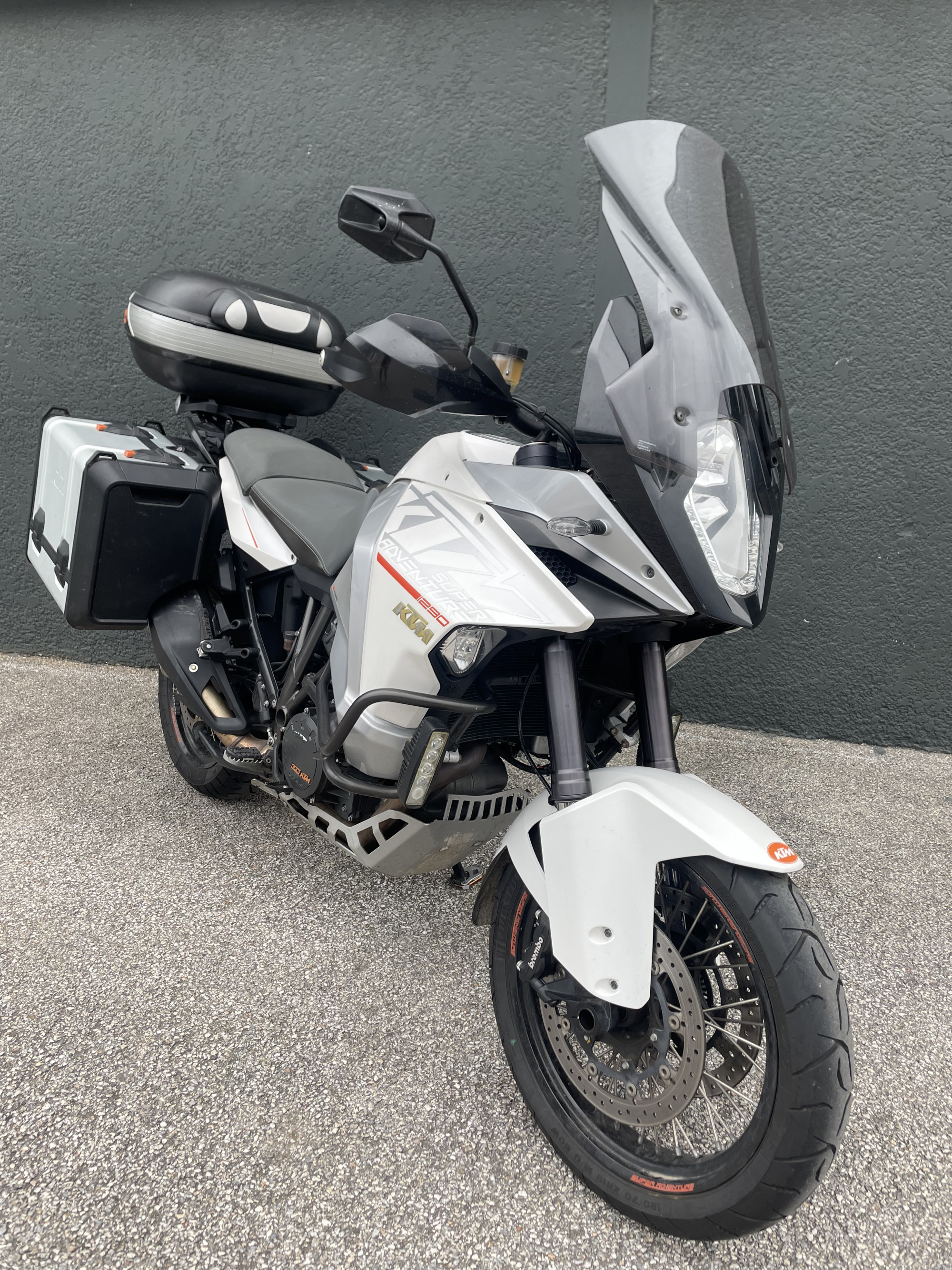 KTM 1290 SUPER ADVENTURE T