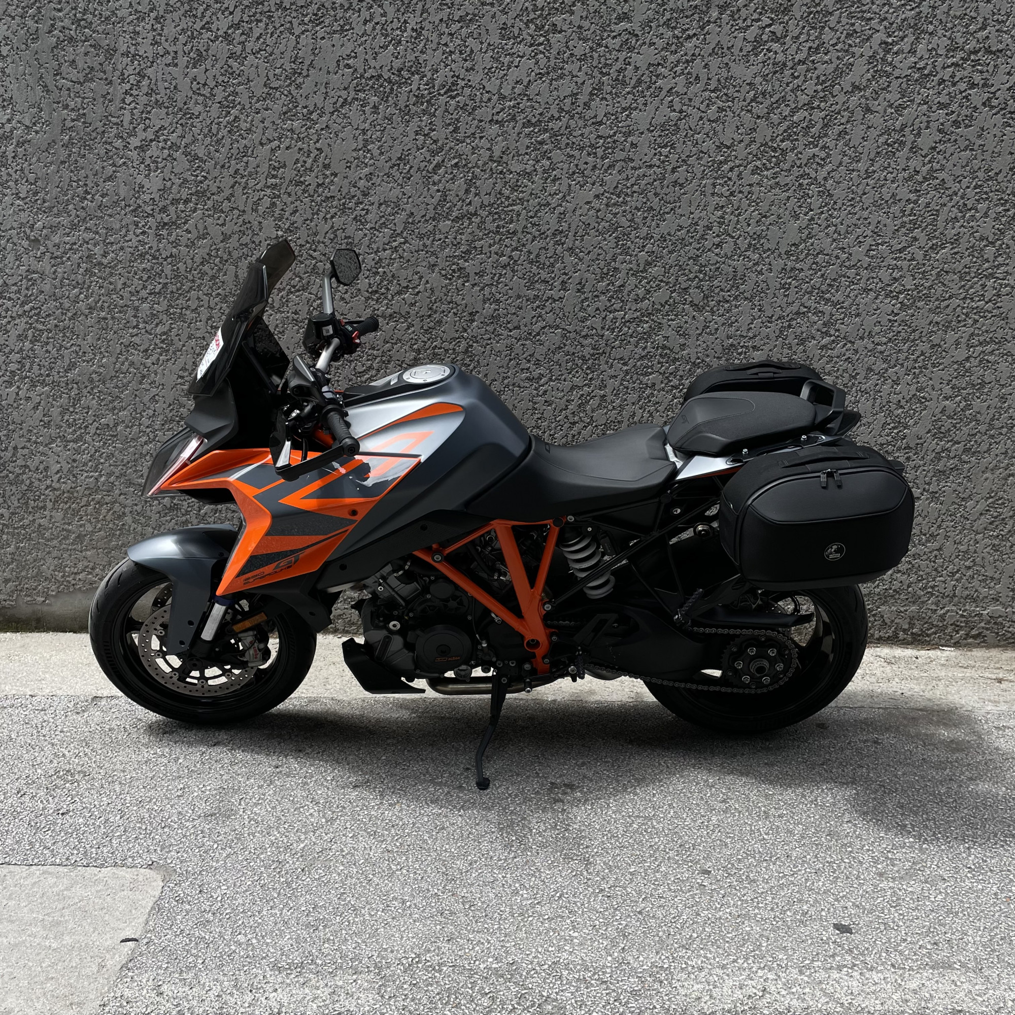 KTM 1290 SUPER DUKE GT