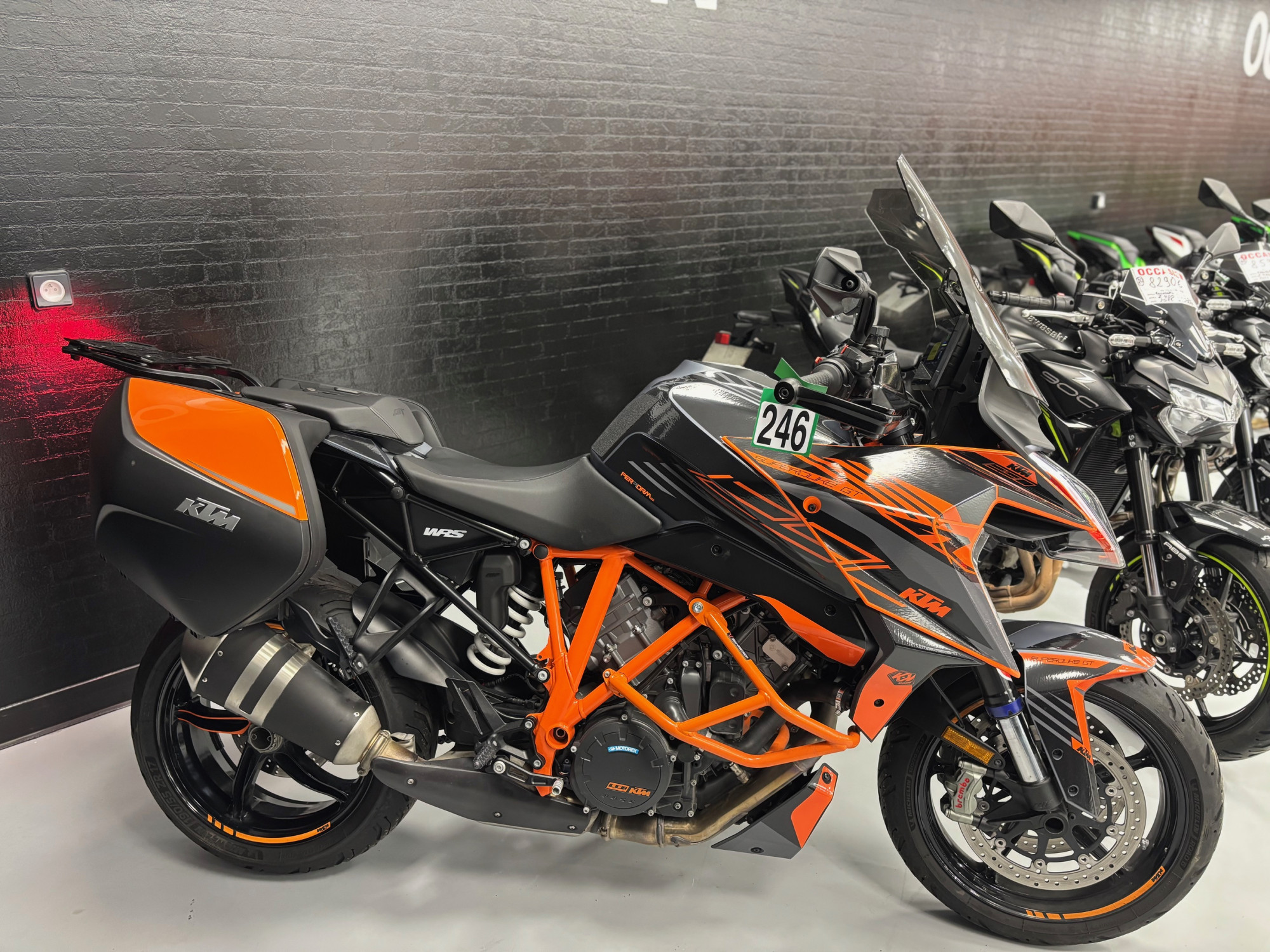 KTM 1290 SUPER DUKE GT