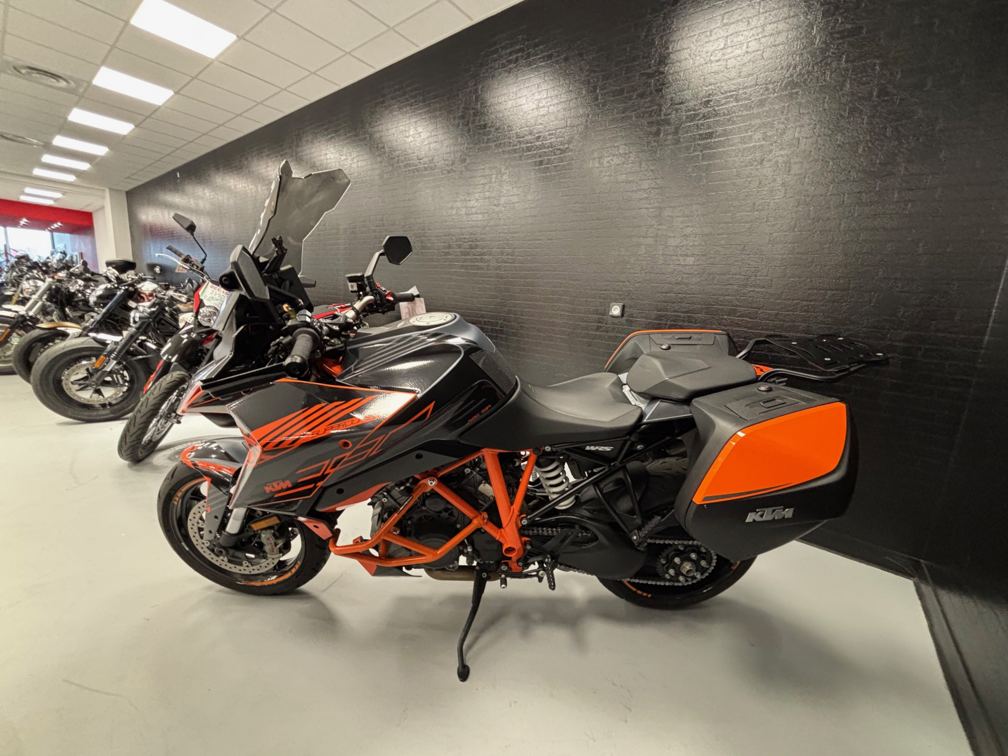 KTM 1290 SUPER DUKE GT