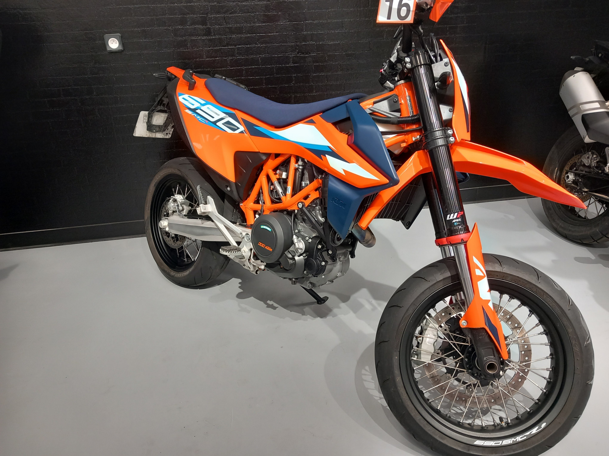 KTM 690 SMC R