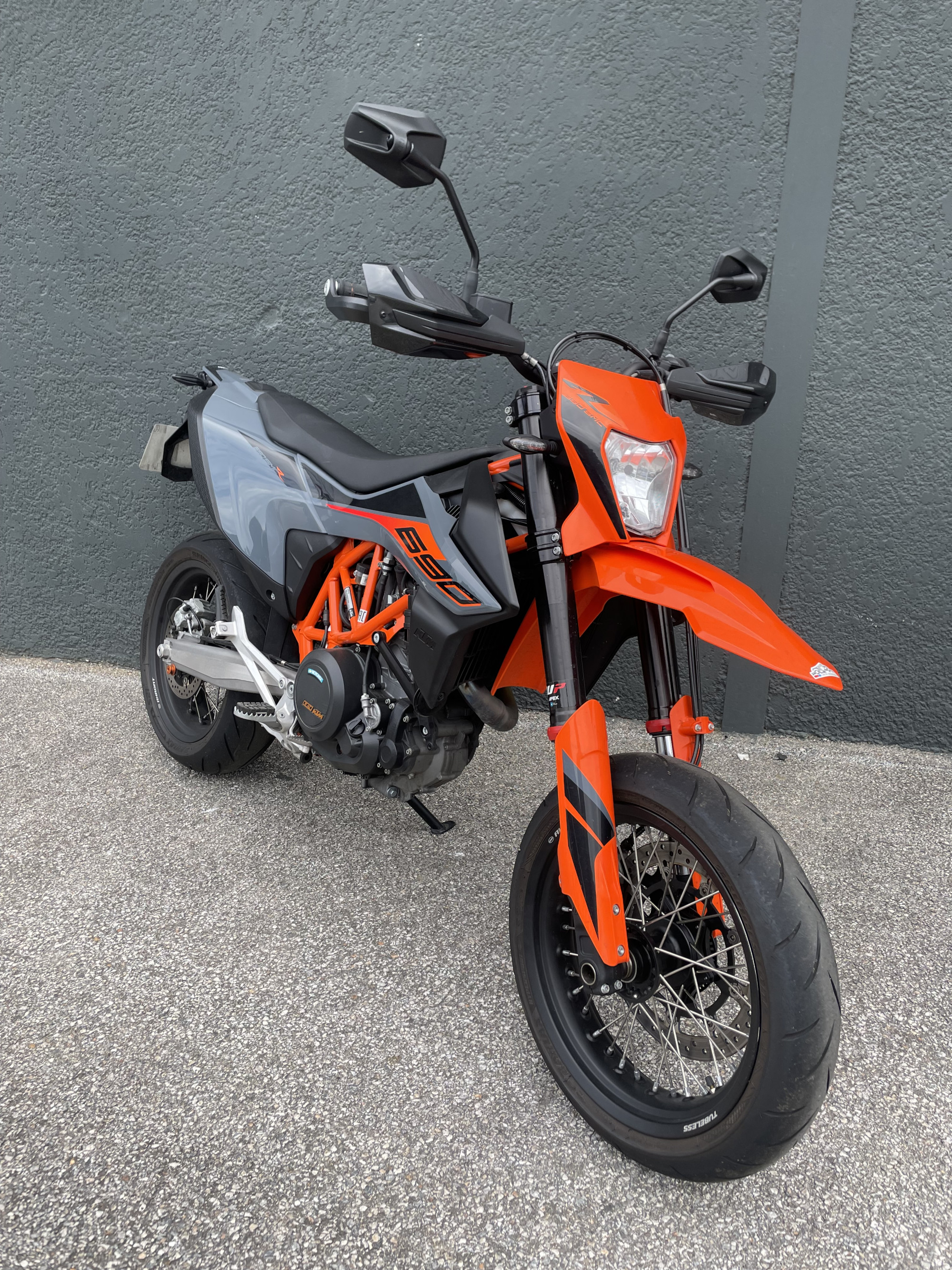 KTM 690 SMC R