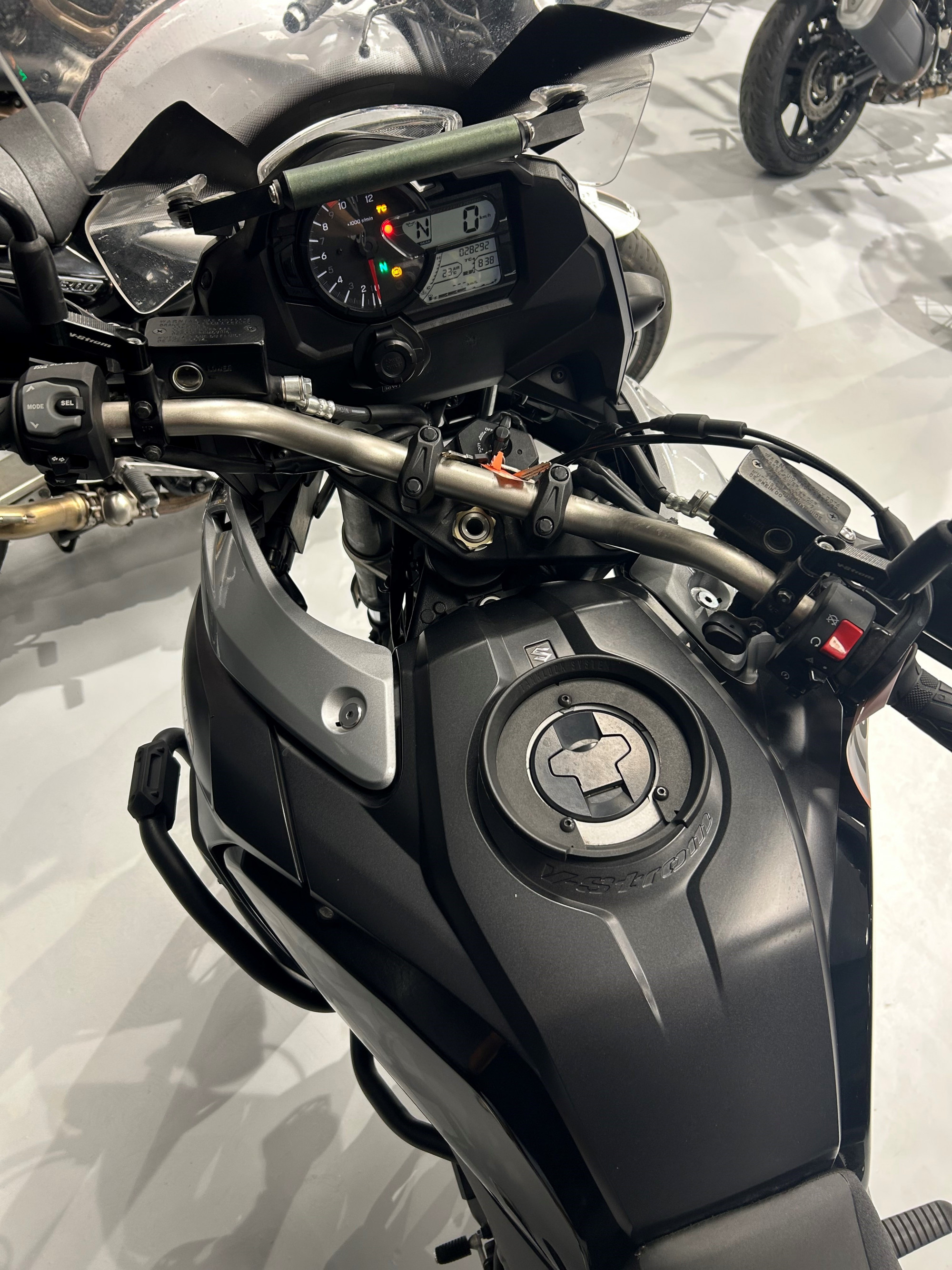 SUZUKI DL 1000 V-STROM