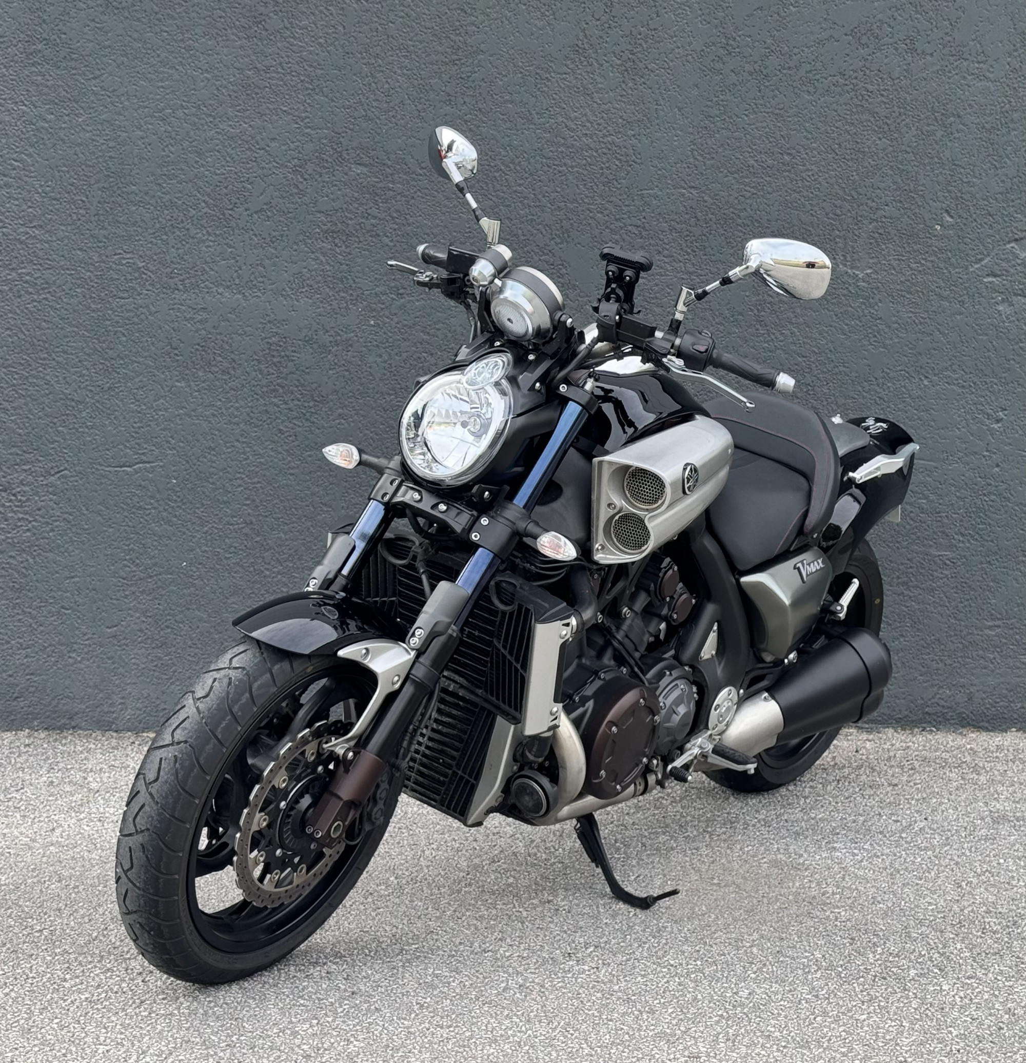 YAMAHA V-MAX 1700