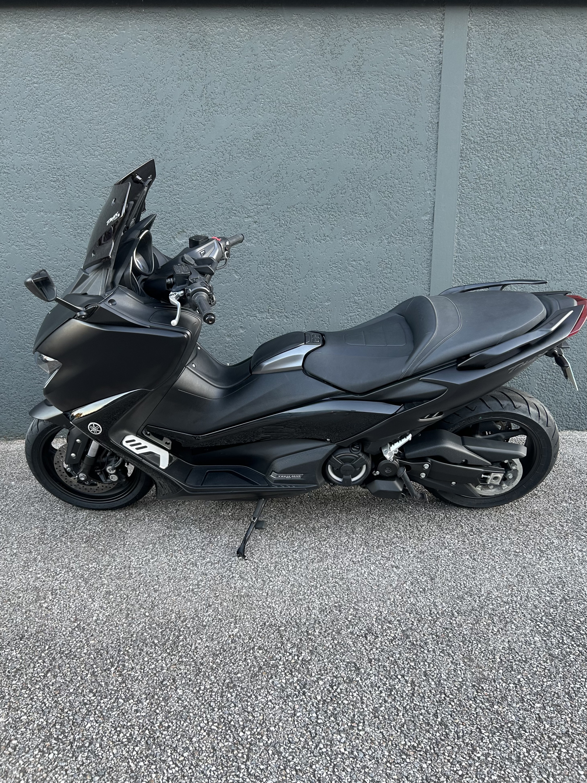 YAMAHA XP T-MAX 560 TECH MAX