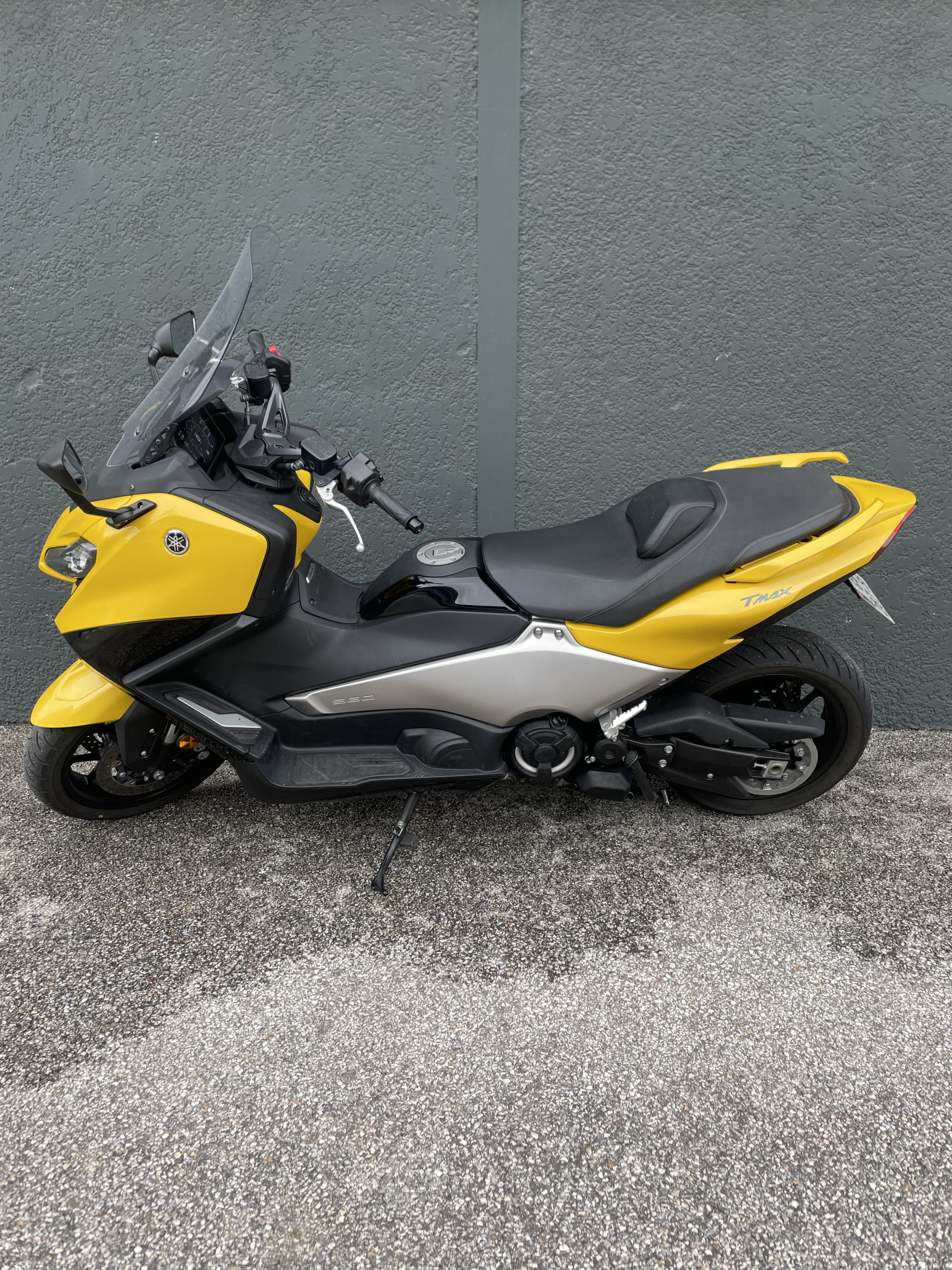 YAMAHA XP T-MAX 560