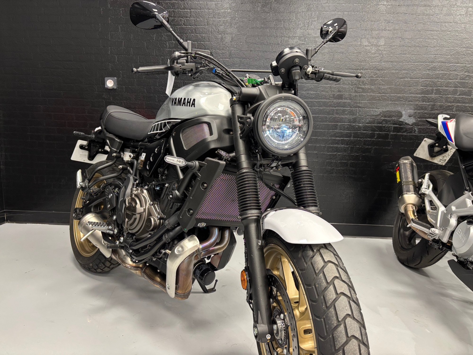 YAMAHA XSR 700 LEGACY